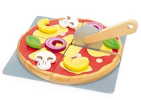 Le Toy Van Pizza (LTV279) ryhmässä LELUT, TUOTTEET LAPSILLE JA VAUVOILLE / Leikkikalut, Askartelu &Pelit / Lelusarja @ TP E-commerce Nordic AB (C94446)