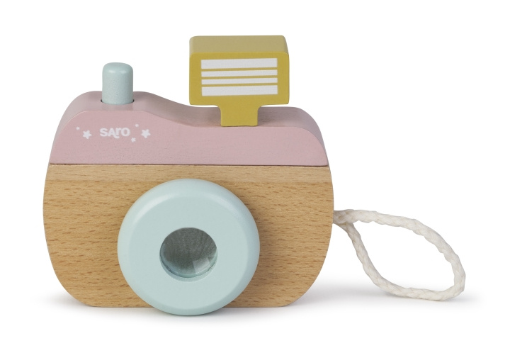 SARO Baby SARO - Wood Camera - Pink (SAO33432) ryhmässä LELUT, TUOTTEET LAPSILLE JA VAUVOILLE / Lelut vauvoille (0-3v) / Toiminnalliset lelut @ TP E-commerce Nordic AB (D01613)