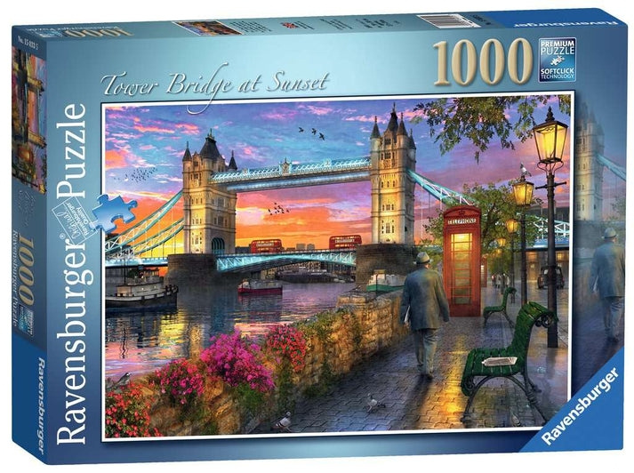 Ravensburger Puzzle - Tower Bridge at Sunset 1000p (12000041) ryhmässä URHEILU, VAPAA-AIKA JA HARRASTUS / Harrastus / Palapeli @ TP E-commerce Nordic AB (D01731)