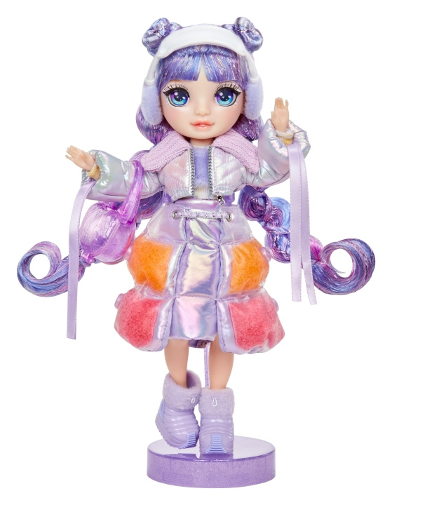 Rainbow high Winter Wonderland Doll- Purple (514558) ryhmässä LELUT, TUOTTEET LAPSILLE JA VAUVOILLE / Leikkikalut, Askartelu &Pelit / Nuket & Tarvikkeet @ TP E-commerce Nordic AB (D02313)