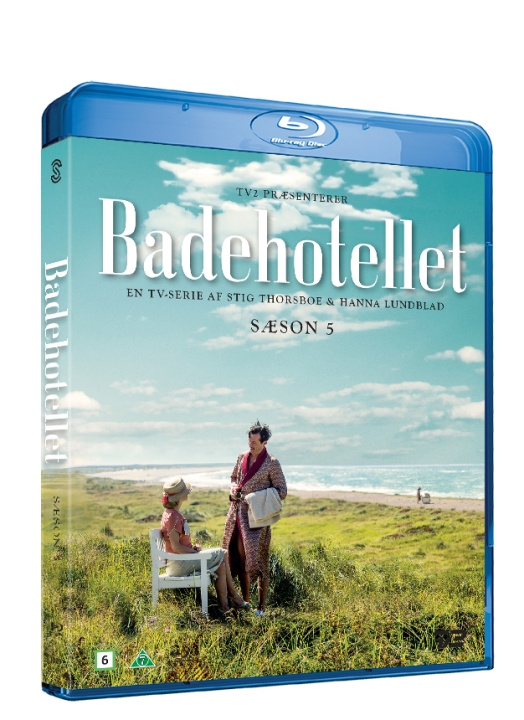 Badehotellet Sæson 5 - Blu Ray ryhmässä KODINELEKTRONIIKKA / Ääni & Kuva / TV & Tarvikkeet / Elokuvat / Blu-ray @ TP E-commerce Nordic AB (D03754)