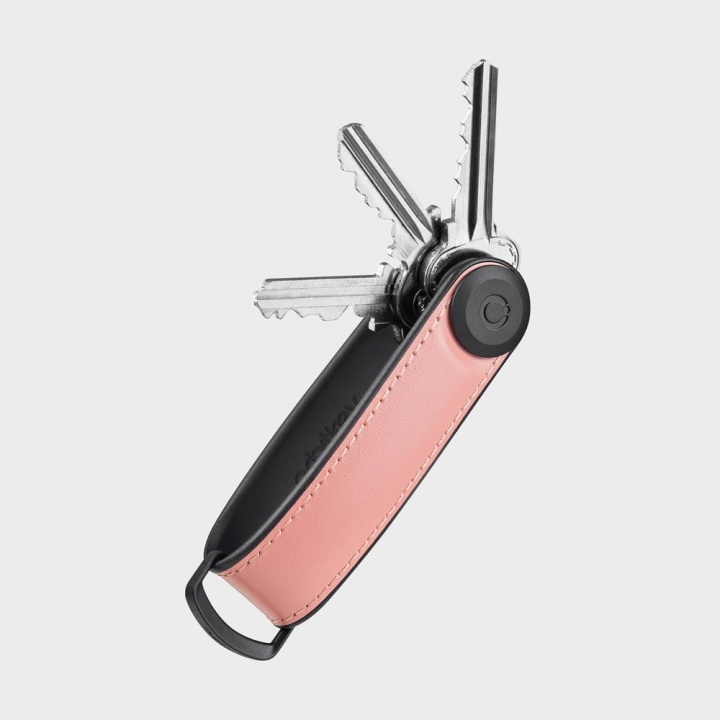 Orbitkey Hybridi nahkainen avaimenperä - pastellivaaleanpunainen ryhmässä URHEILU, VAPAA-AIKA JA HARRASTUS / Hauskat tavarat / Älylaitteet @ TP E-commerce Nordic AB (D06806)