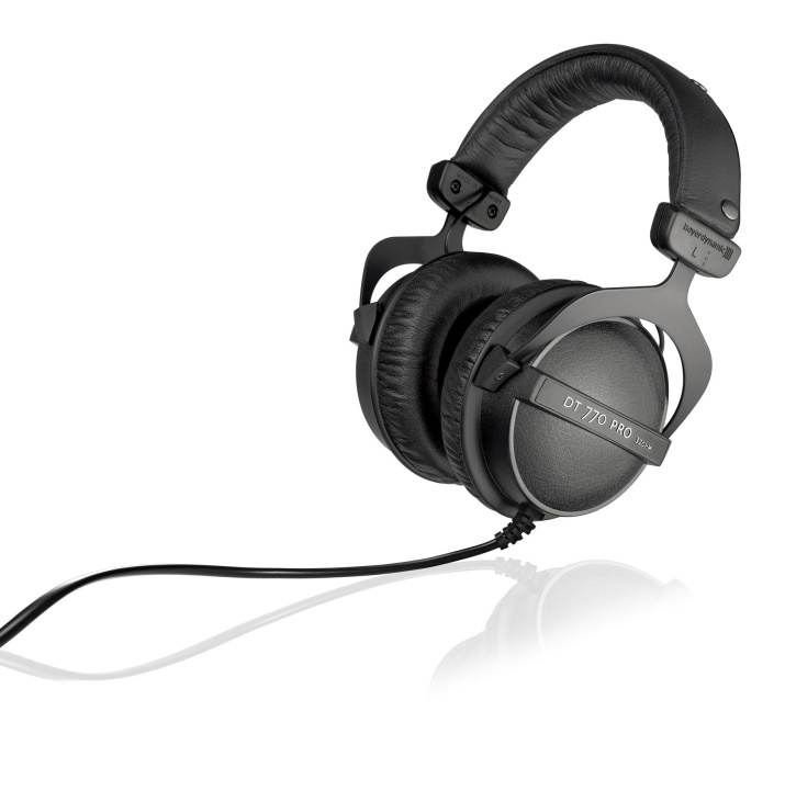 beyerdynamic DT 770 PRO 32 Ohm kuulokkeet ryhmässä KODINELEKTRONIIKKA / Ääni & Kuva / Kuulokkeet & Tarvikkeet / Kuulokkeet @ TP E-commerce Nordic AB (D08692)