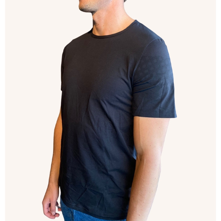 SWEDISH POSTURE Alignment T-Shirt Cotton S Men Black ryhmässä URHEILU, VAPAA-AIKA JA HARRASTUS / Tarvikkeet / T-paidat @ TP E-commerce Nordic AB (D09236)