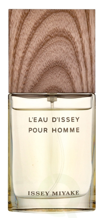 Issey Miyake L\'Eau D\'Issey Pour Homme Vetiver Int. Edt Spray 50 ml ryhmässä KAUNEUS JA TERVEYS / Tuoksut & Parfyymit / Parfyymit / Miesten Tuoksut @ TP E-commerce Nordic AB (D11610)