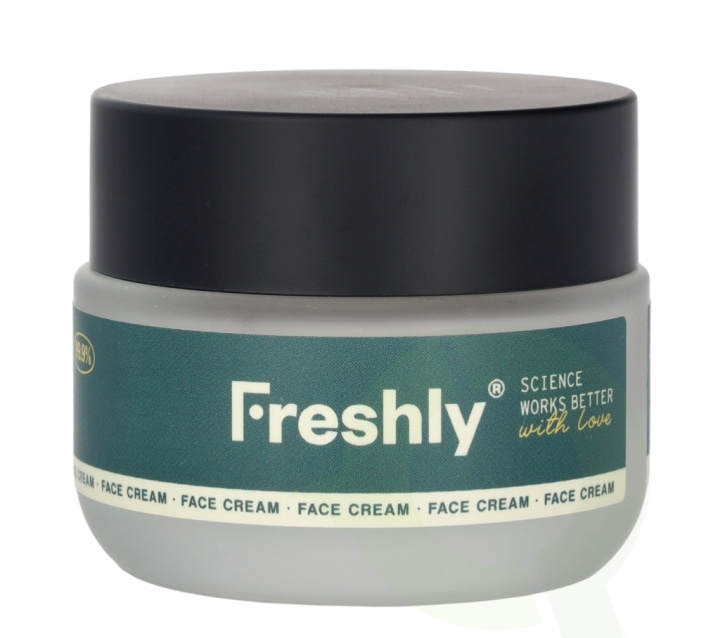 Freshly Cosmetics Omega Rich Well-Ageing Cream 50 ml ryhmässä KAUNEUS JA TERVEYS / Ihonhoito / Kasvot / Päivävoide @ TP E-commerce Nordic AB (D13032)