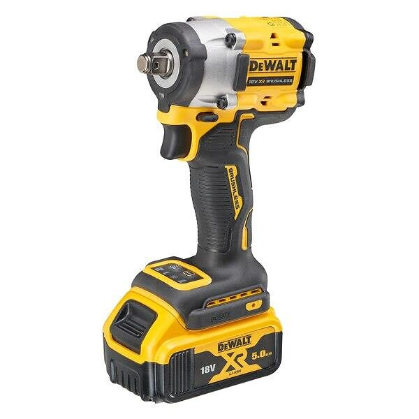 DeWALT slagnøgle 18V XR DCF921P2T-QW 2x5,0Ah, lader, Tstak kuffert ryhmässä KOTI, TALOUS JA PUUTARHA / Työkalut & Tee itse / Muut Työkalut & Tarvikkeet @ TP E-commerce Nordic AB (D13598)